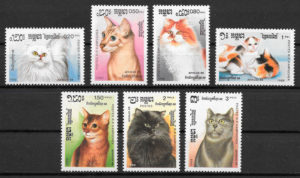 sellos gatos Kampuchea 1988