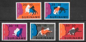 filatelia gatos y perros Surinam 1978